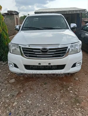Toyota Hilux 2.7 VVT-i 4X4 SRX 2011 White