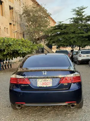Honda Accord EX-L V-6 4dr Sedan FWD (3.5L 6cyl 6A) 2013 Blue