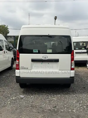 Toyota HiAce 2025 White