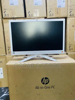 New Desktop Computer HP 200 G4 8GB Intel Core i3 SSD 256GB