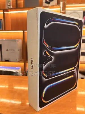 New Apple iPad Pro 13 (2025) 256 GB Black