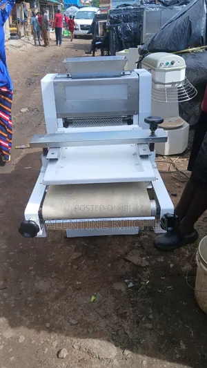 Dough Moulder