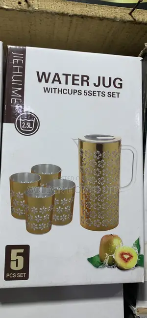 Water Jug With 4cups