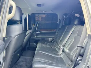 Lexus LX 570 AWD 2018 Silver