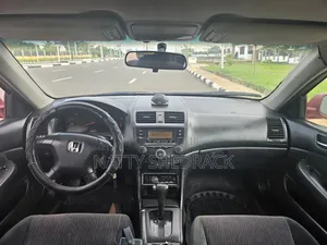 Honda Accord 2005 Red
