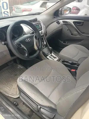 Hyundai Elantra 2013 Beige