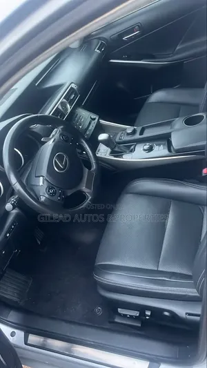 Lexus IS 2015 Silver