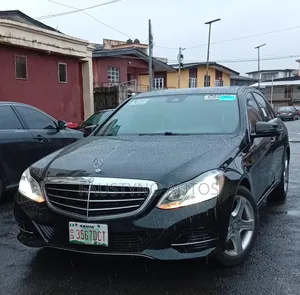 Mercedes-Benz E350 Base 4Matic Sedan AWD (3.5L 6cyl 7A) 2015 Black