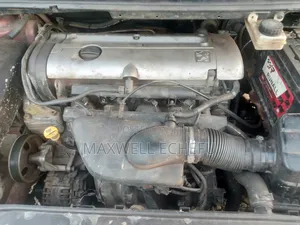 Peugeot 307 1.4 2004 Burgundy