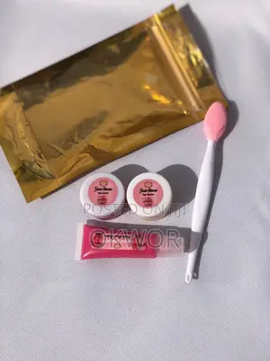 Gussie Pink Lips Set