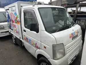 Suzuki APV Minibus 2012 White
