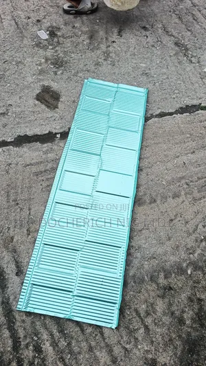 Black Plain Shingle With Green Back 50yrs Warranty Available