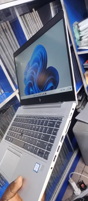 Laptop HP EliteBook 745 G6 8GB AMD Ryzen 3 SSD 256GB