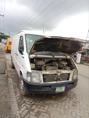 Volkswagen LT 1999 White