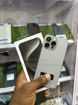 Apple iPhone 15 Pro Max 1 TB Gray