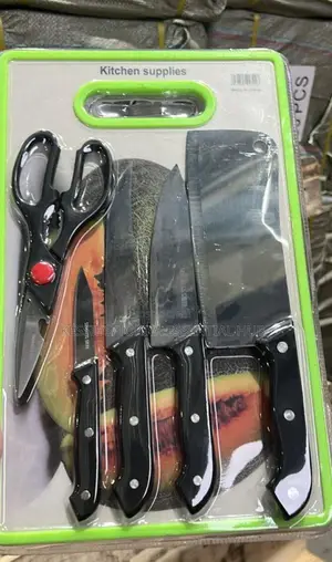 5-Piece Kitchen Knife Set With Chopping Board