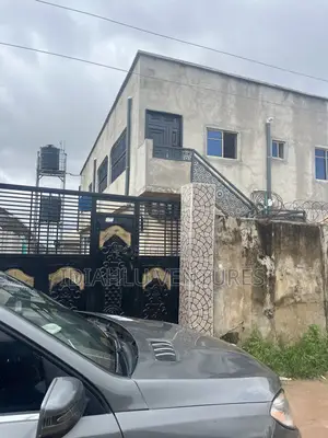 Furnished 8bdrm Apartment in Ado-Odo/Ota for sale
