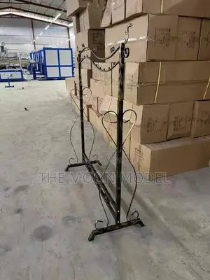 Single Silver Standing Hangers