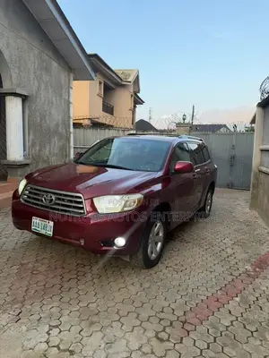 Toyota Highlander V6 2009 Red