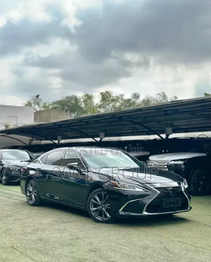Lexus ES 2021 Black