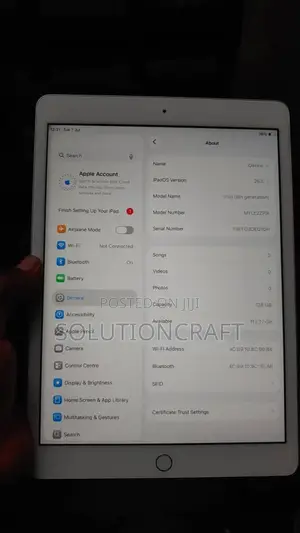 Apple iPad Air (2020) Wi-Fi 64 GB Black