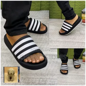 Elegant Gucci Mens Slippers