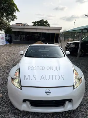Nissan 370Z Touring Automatic 2011 White