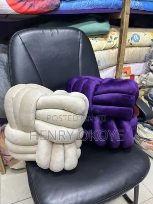 Twisted Pillow