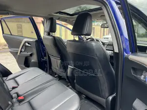Toyota RAV4 Limited 4dr SUV (2.5L 4cyl 6A) 2015 Blue