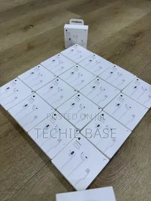 Apple Earpods (Lightning)
