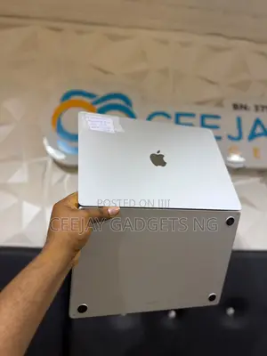 Laptop Apple MacBook Air 2025 M4 16GB Apple M4 SSD 512GB