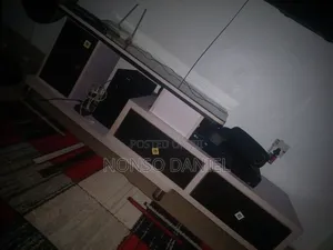 Tv Standdd