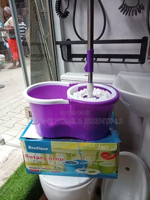 Brand New Boutique Rotary Spin Mop and Bucket Set - Purple
