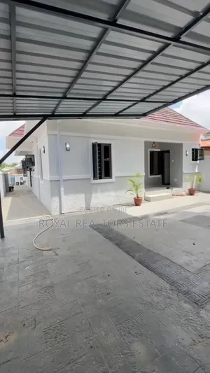 3bdrm Bungalow in Citec Estate, Mbora for sale