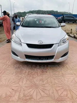 Toyota Matrix 2010 Silver
