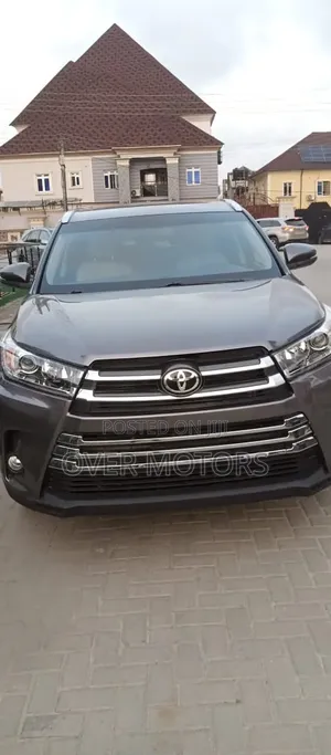 Toyota Highlander 2015 Gray