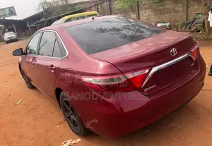 Toyota Camry LE 4dr Sedan (2.5L 4cyl 6A) 2016 Burgundy