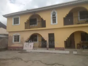 4bdrm Bungalow in Alatishe, Igando-Oloja for sale