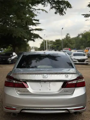 Honda Accord EX-L V-6 4dr Sedan FWD (3.5L 6cyl 6A) 2013 Silver