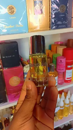 Oud Maracuja and Hibiscus Mahajad Perfume Oil