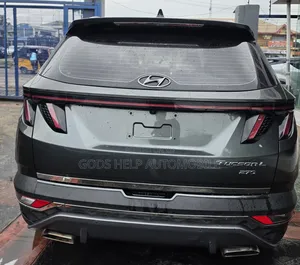 Hyundai Tucson 2023 Green