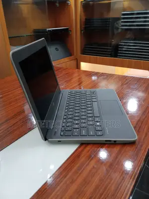 Laptop HP Stream 11 Pro G4 EE 4GB Intel Celeron SSD 128GB