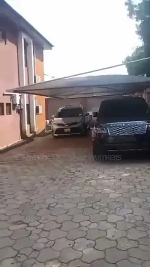 5bdrm Duplex in Garki for sale