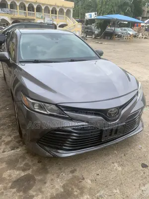 Toyota Camry 2019 Beige