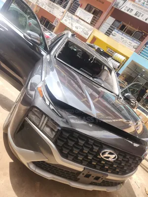Hyundai Santafe 2019/ 2022 Windscreen Glass