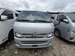 Toyota HiAce 2012 Silver