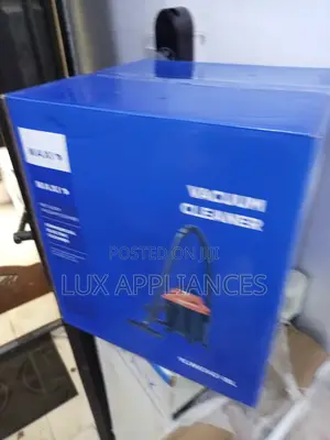Compact 18l Vacuum Cleaner