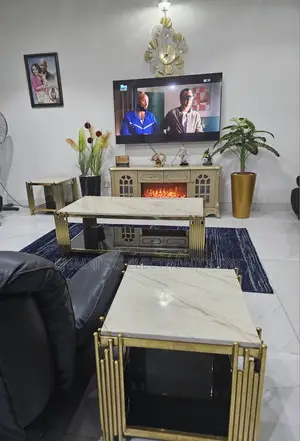 Exquisite Centre Table Sets
