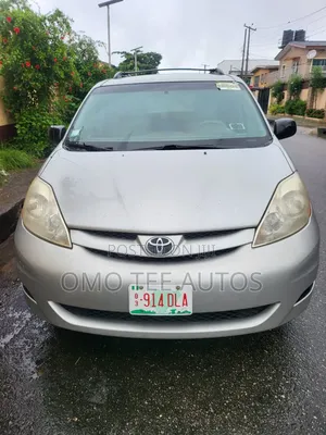 Toyota Sienna 2007 Silver
