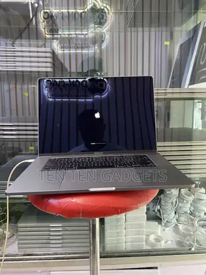 Laptop Apple MacBook Pro 2019 32GB Intel Core i9 SSD 1T